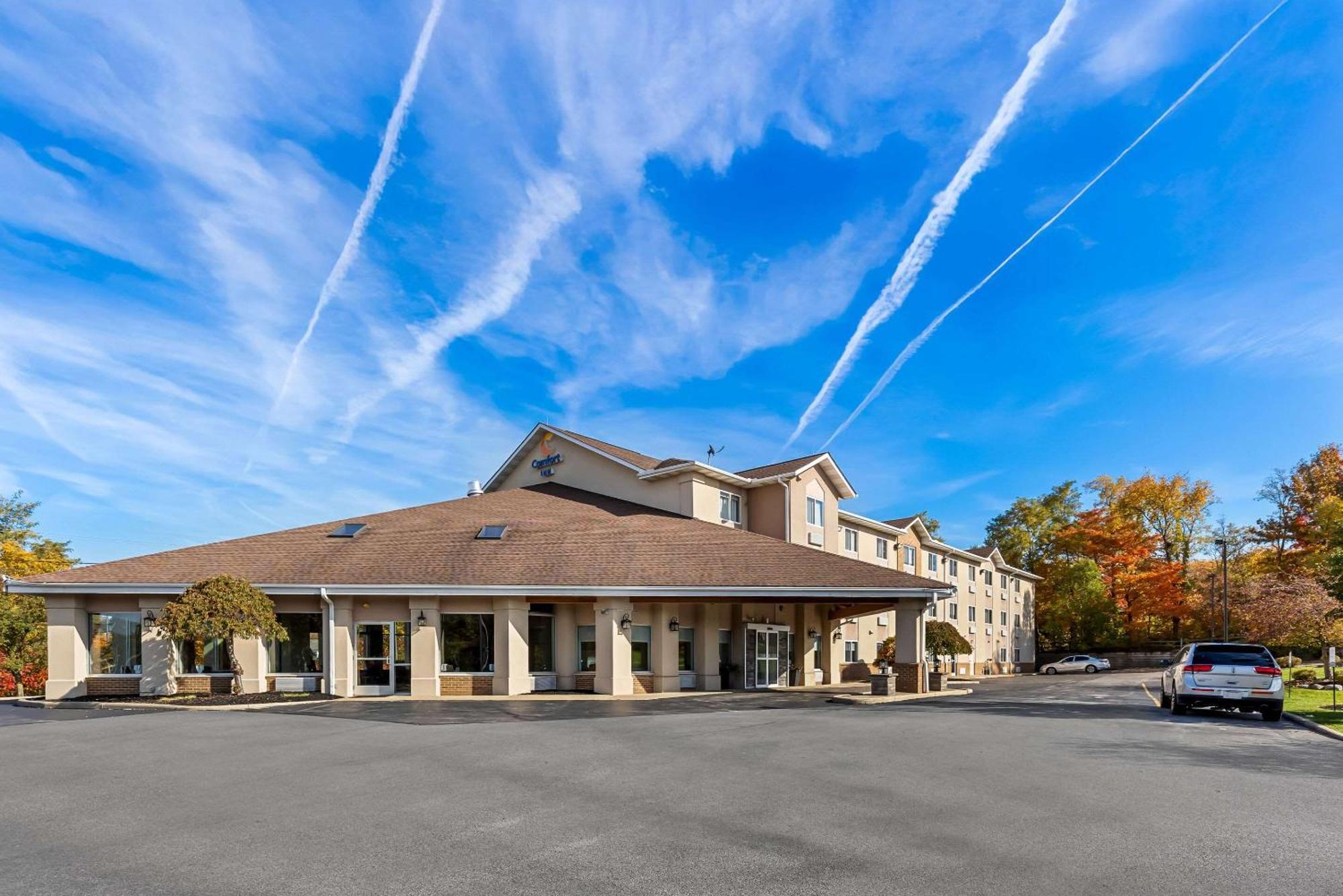 Comfort Inn Painesville Exterior photo